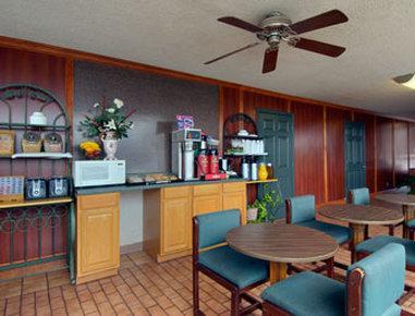 Days Inn By Wyndham Newport Extérieur photo